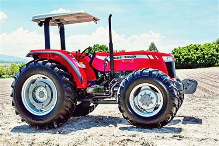 Are Fendt and Massey the same?