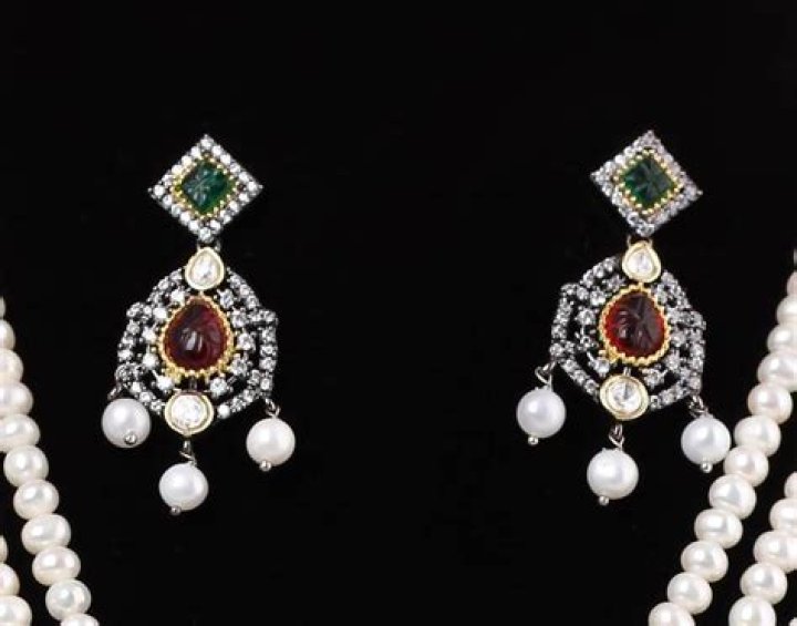 Are Hyderabadi pearls real?