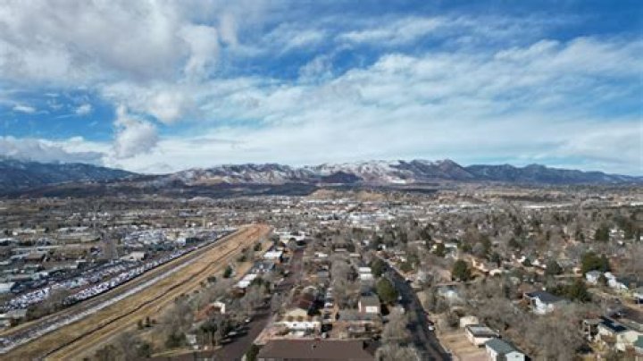 Are people leaving Colorado?