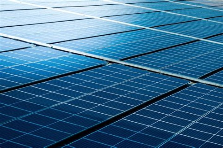 Are PV panels grounded?