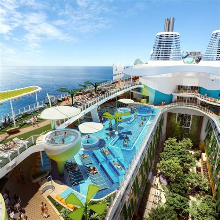 Can a wave flip a cruise ship?