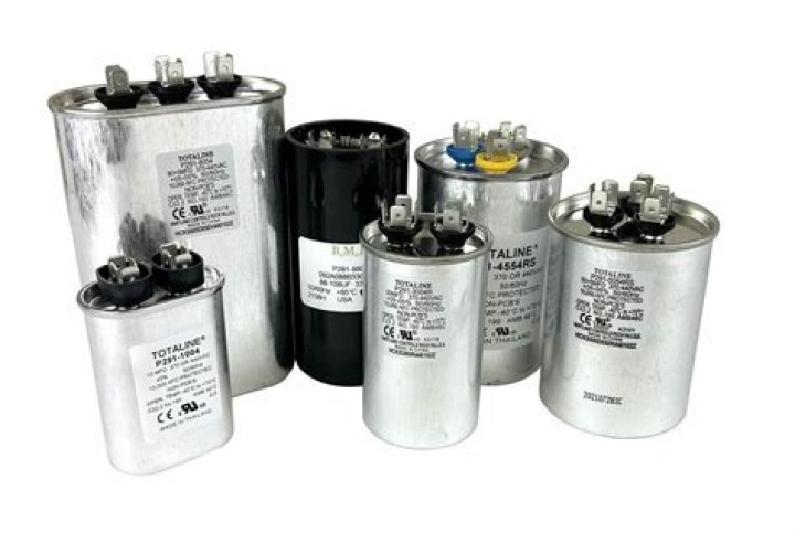 Can AC run on battery?