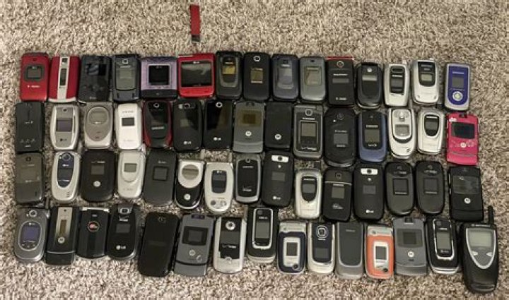 Can Google track flip phones?