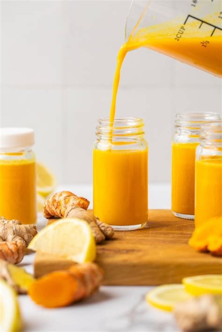 Can I drink turmeric with water?