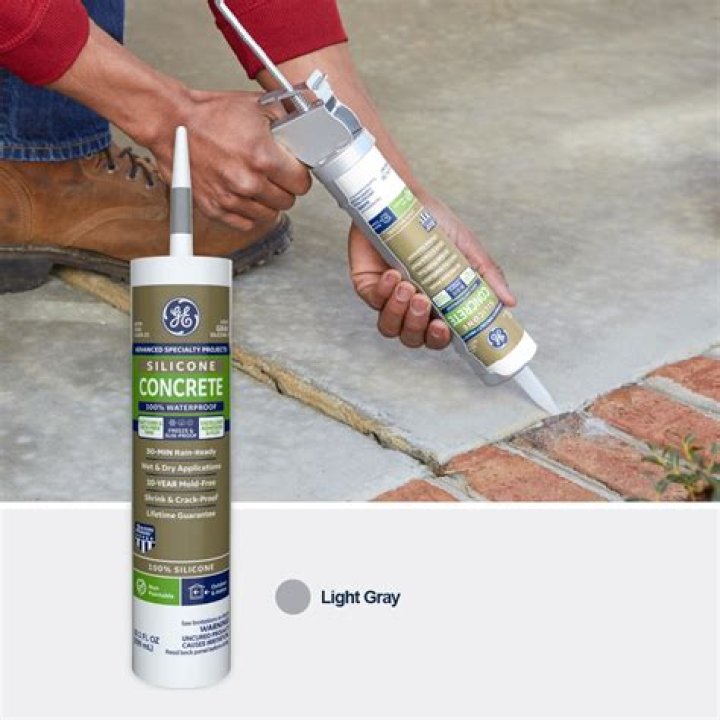 Can mice get through caulking?