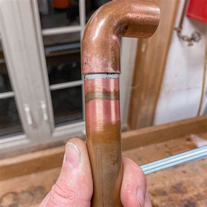 Can rats eat through copper pipe?