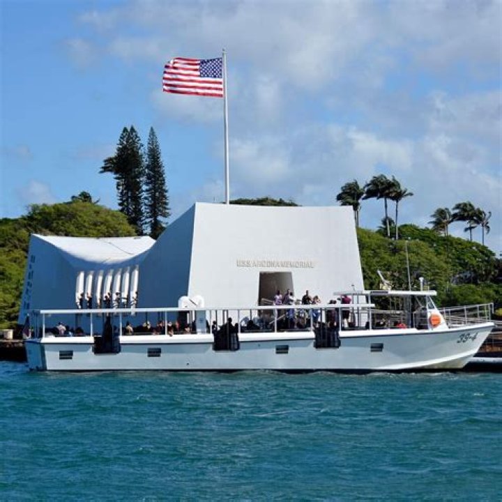 Can USS Arizona survivors interred with their shipmates?