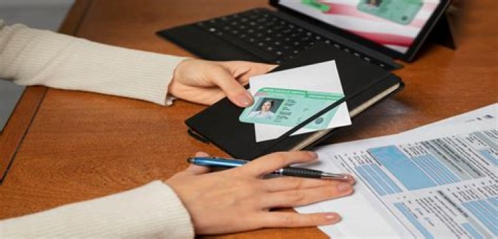 Can you be deported if you have a green card?