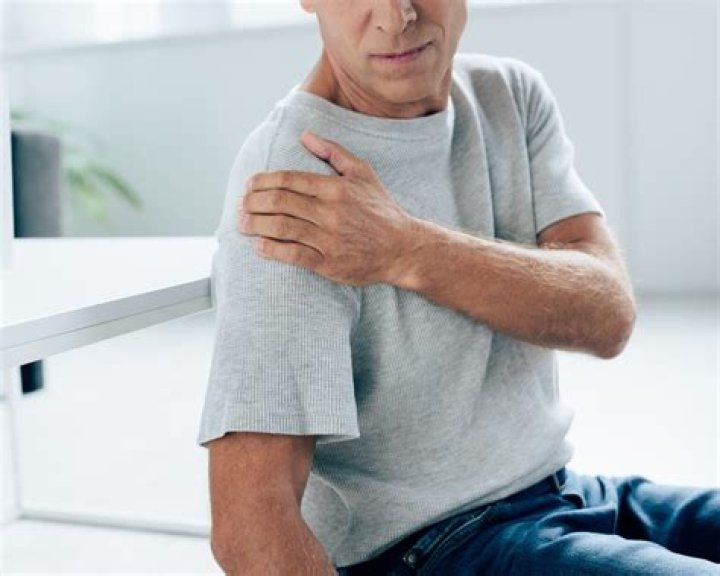 Can you have arthritis in your shoulder blade?