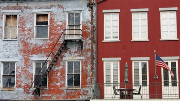 Can you restore painted brick?