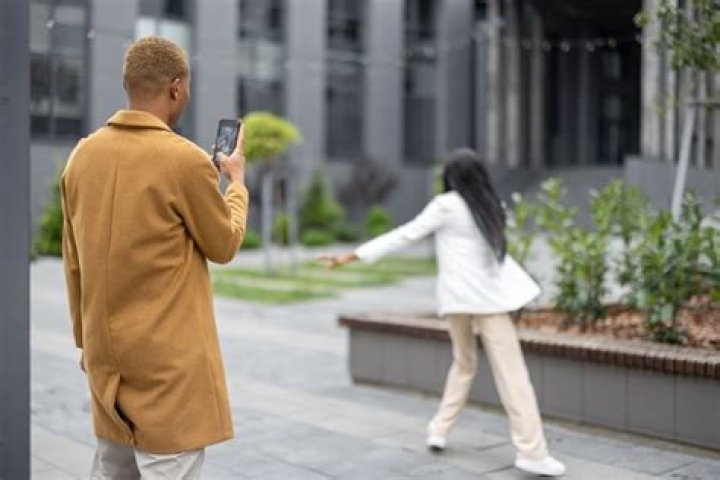 Can you sue someone for pulling out of a house sale?