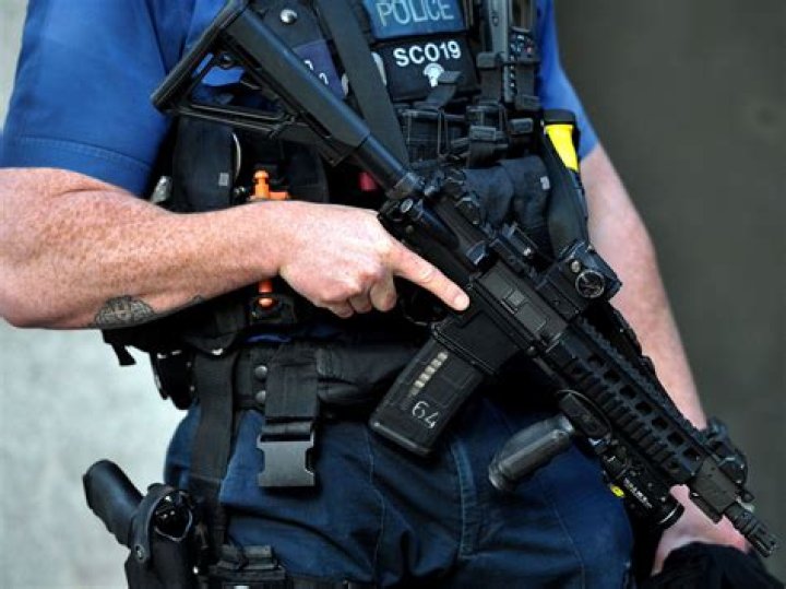 Do military police carry guns?