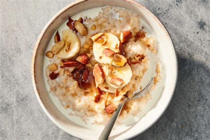 Do you put butter in oatmeal?