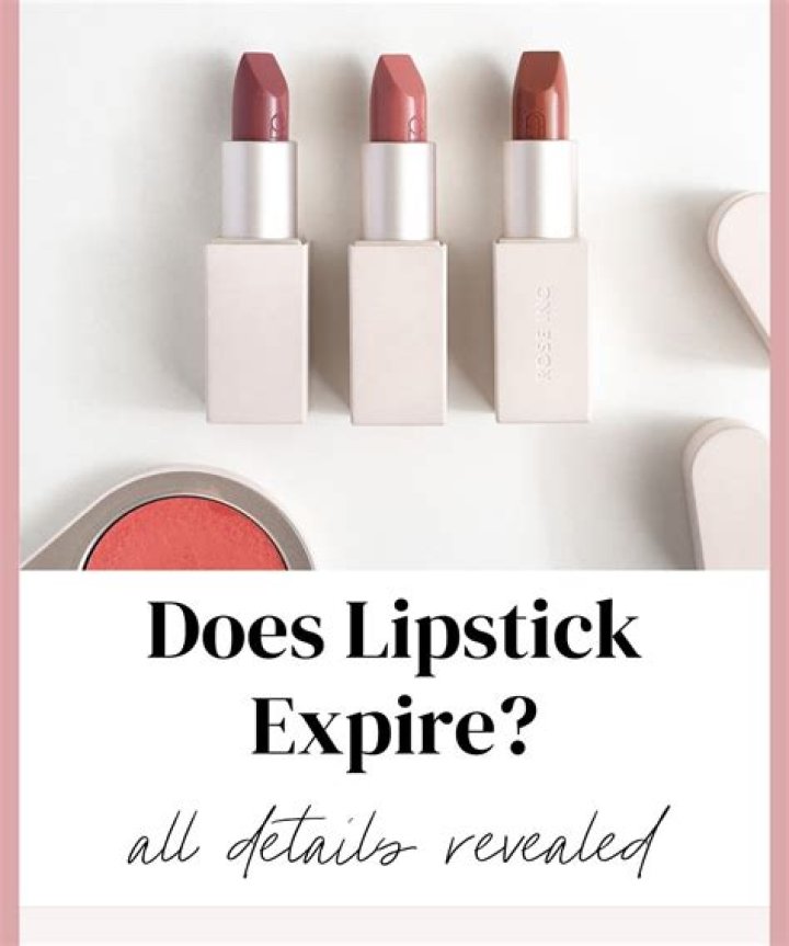 Does Lip leave Mandy?
