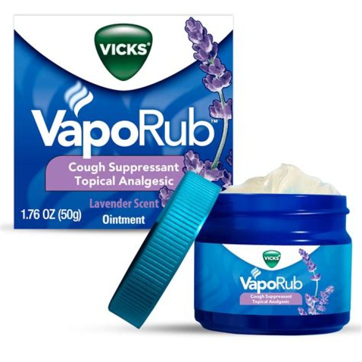 Does Vicks Vapor Rub help foot pain?