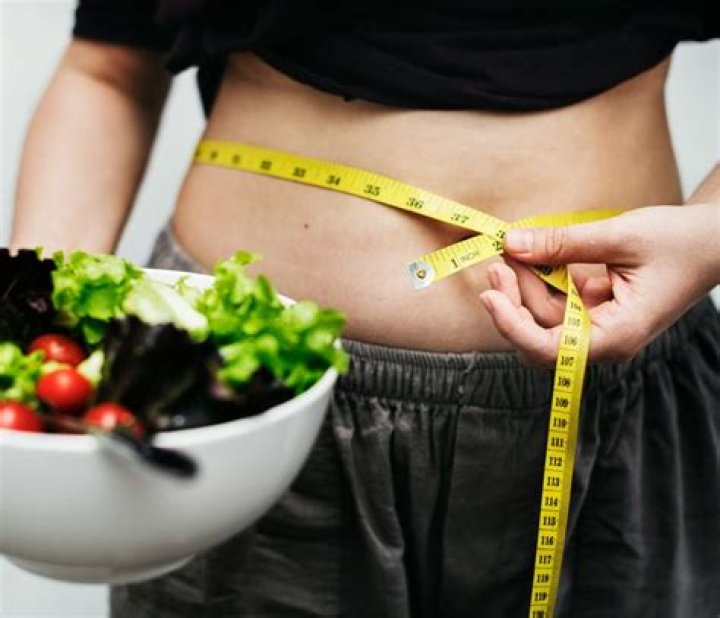 Does your stomach shrink when you lose weight?