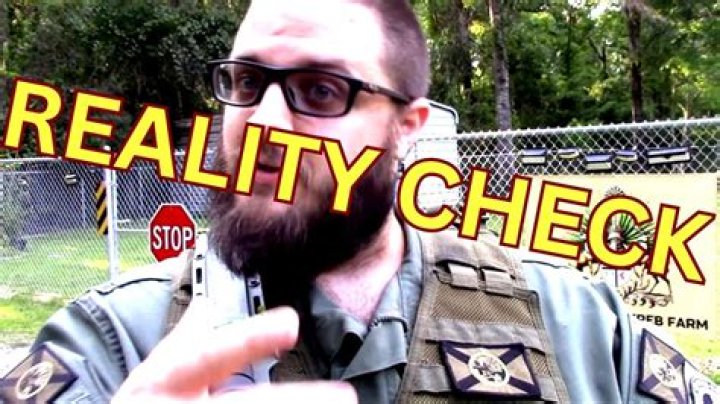 How criminals pick their victims?