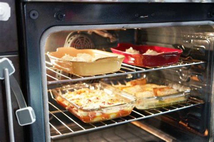 How do I know if my Pyrex is oven safe?