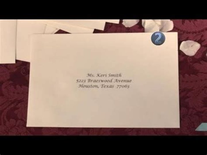How do you address a divorced woman?