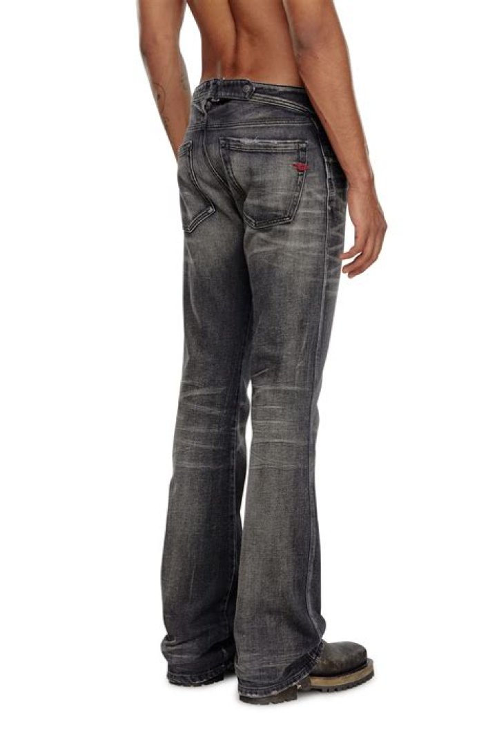 How do you keep black jeans from smelling?