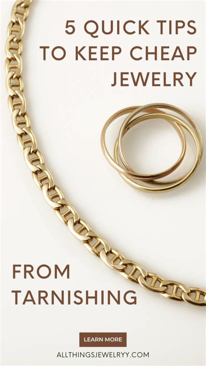 How do you keep gold from tarnishing?