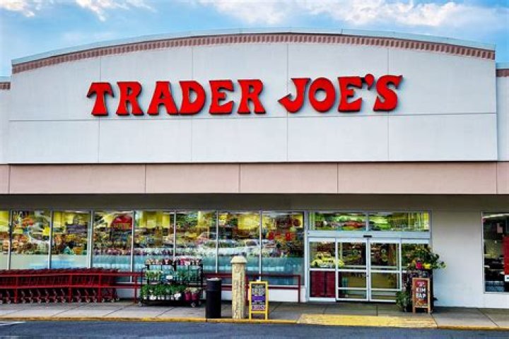 How does Trader Joe's make money?