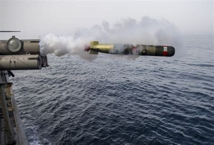 How fast did ww2 torpedoes travel?