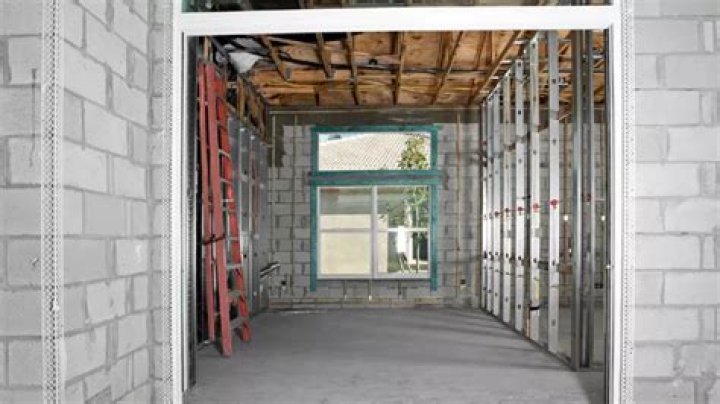 How long do cinder block houses last?