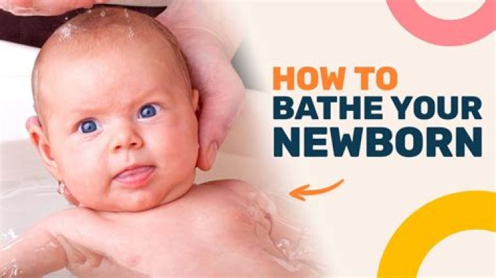 How long do you have to wait to give a newborn a bath?