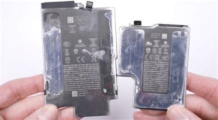 How long does iPhone SE battery last?