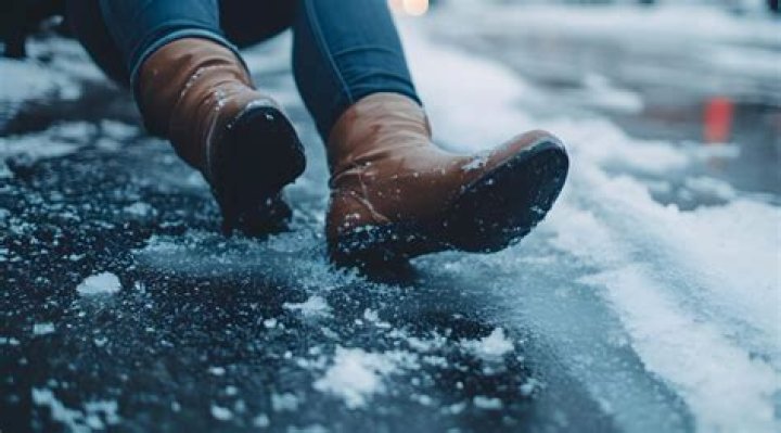 How long does it take black ice to melt?