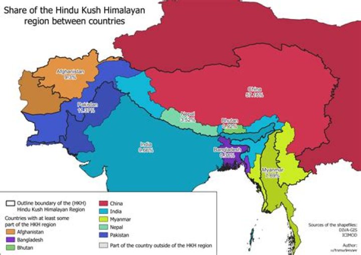 How many countries have Hindu Kush?