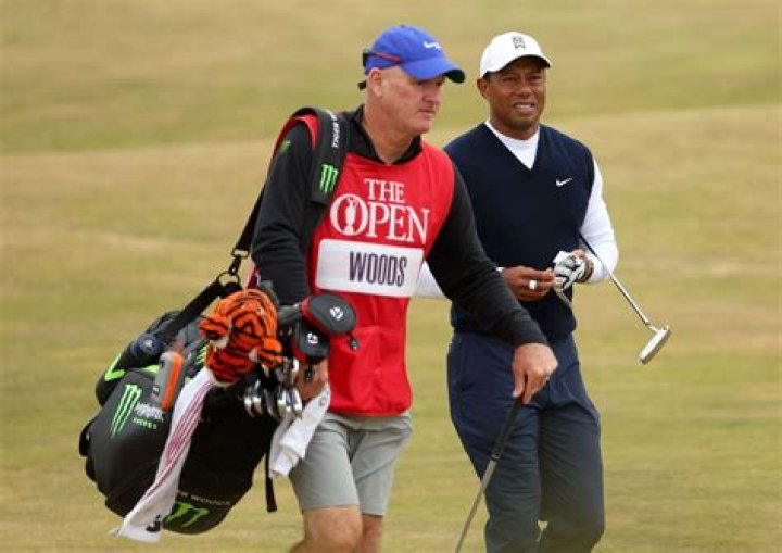 How many hole in ones has Tiger Woods had?