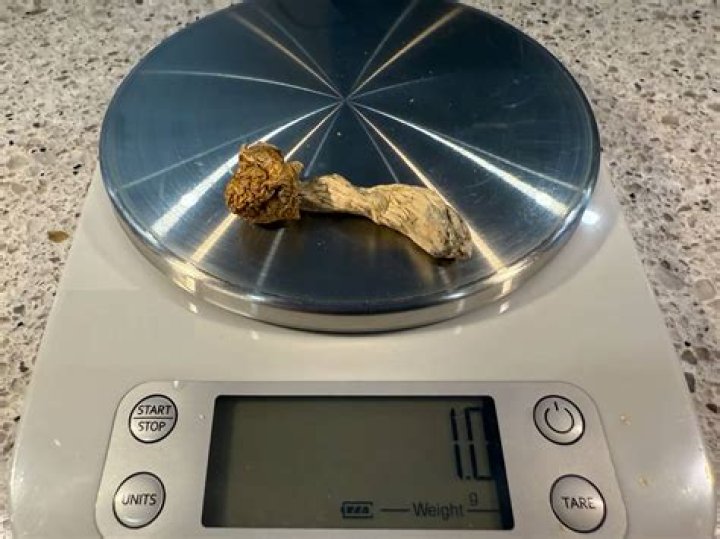 How much does 1g of shatter cost?