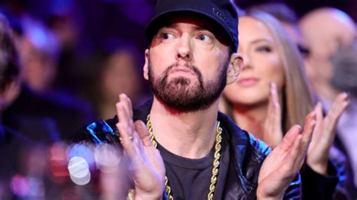 How much does Eminem charge for a concert?