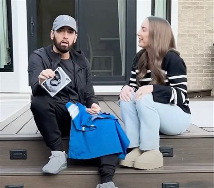 How popular was Eminem at his peak?