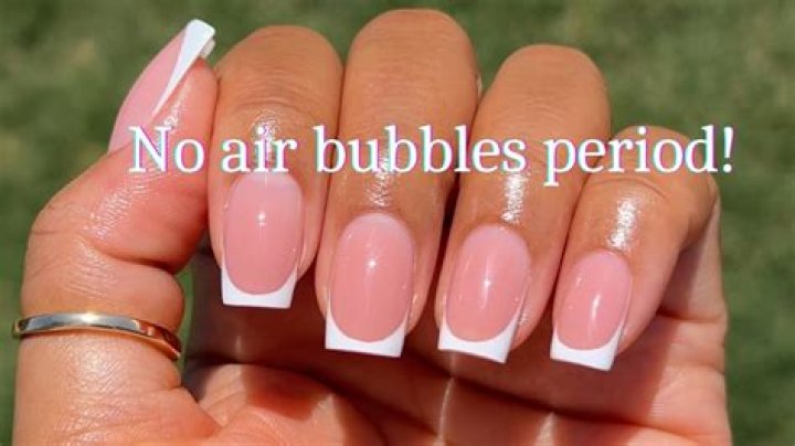 Is $10 a good tip for nails?