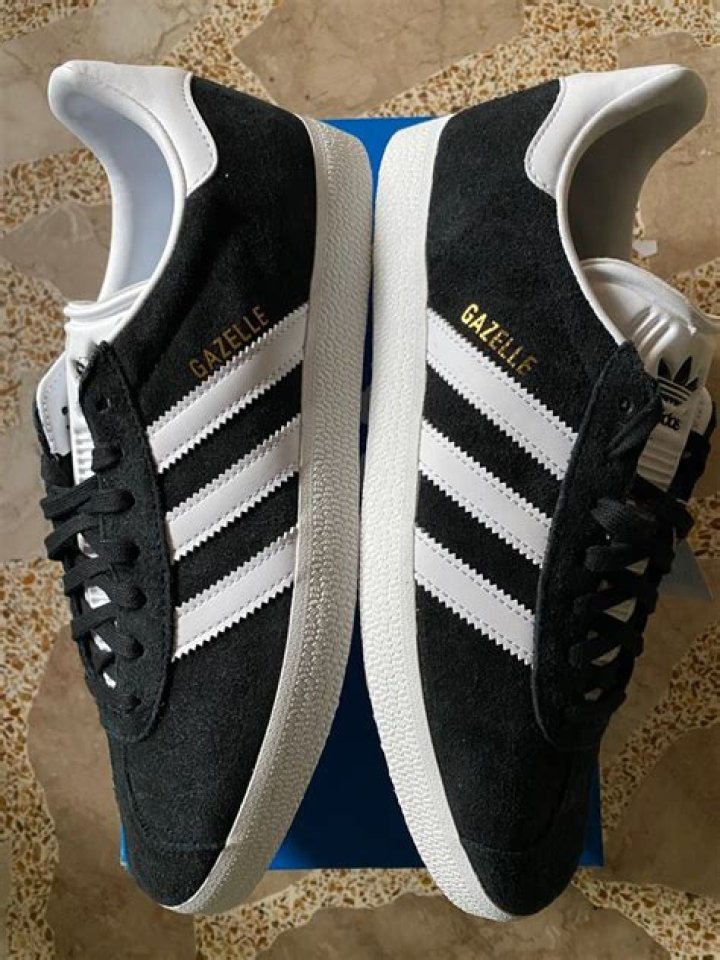 Is Adidas Gazelle made of pigskin?