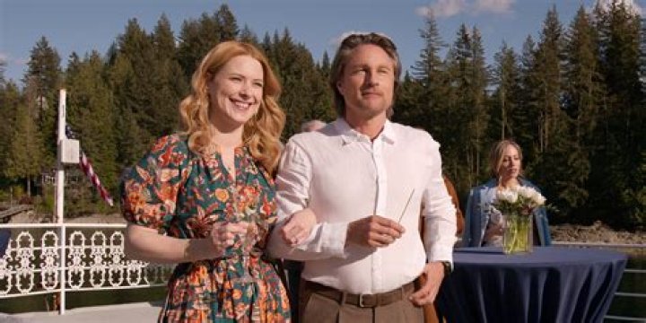 Is Mel pregnant in real life on Virgin River Season 3?