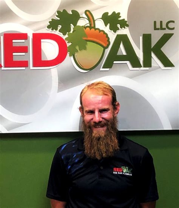 Is red oak strong?