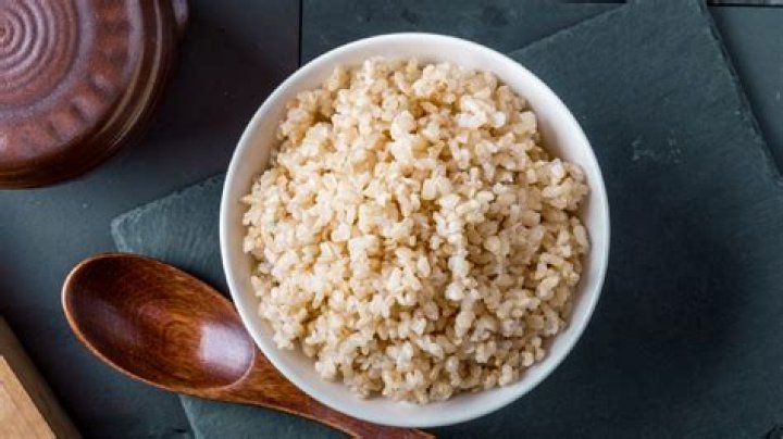 Is rice good for face?