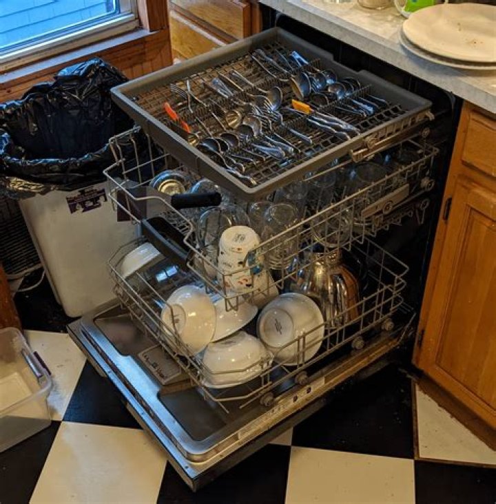 Is SIG more reliable than Glock?