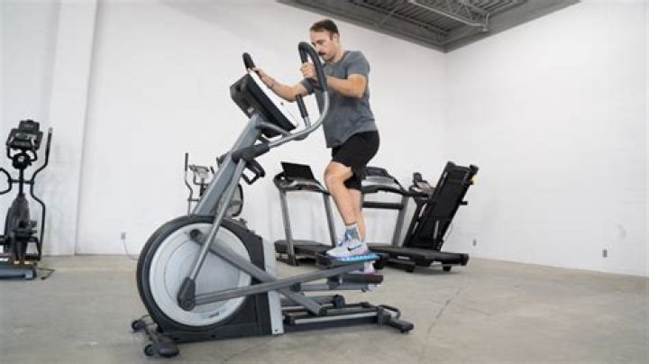 Is walking uphill better than elliptical?