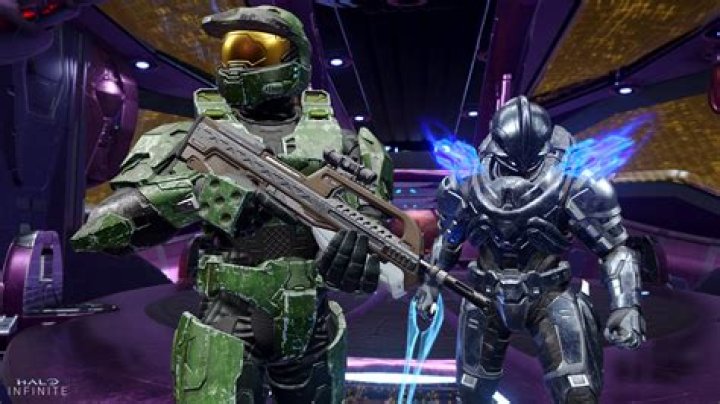What armor is chief wearing in infinite?
