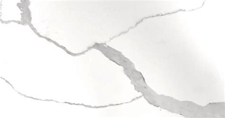 What causes cracks in quartz countertops?