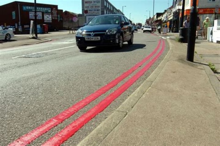 What do double red lines mean?