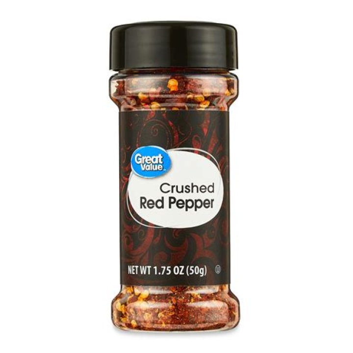 What does crushed red pepper do to dogs?