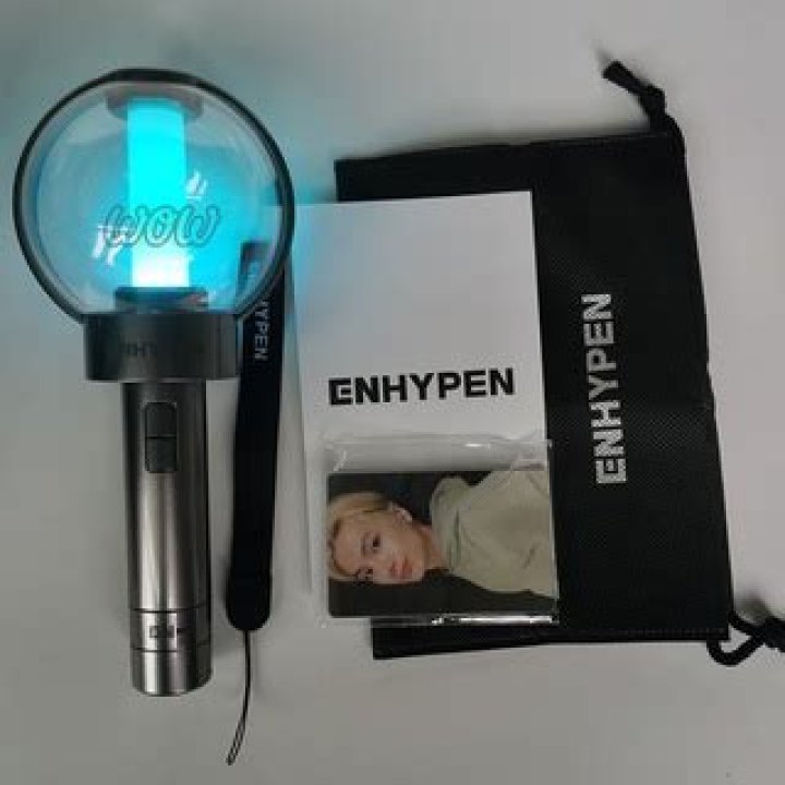 What is Enhypen lightstick called?