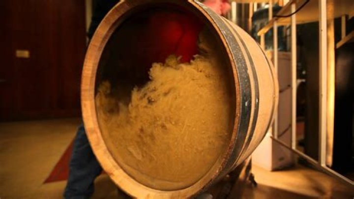 What is lees in wine?