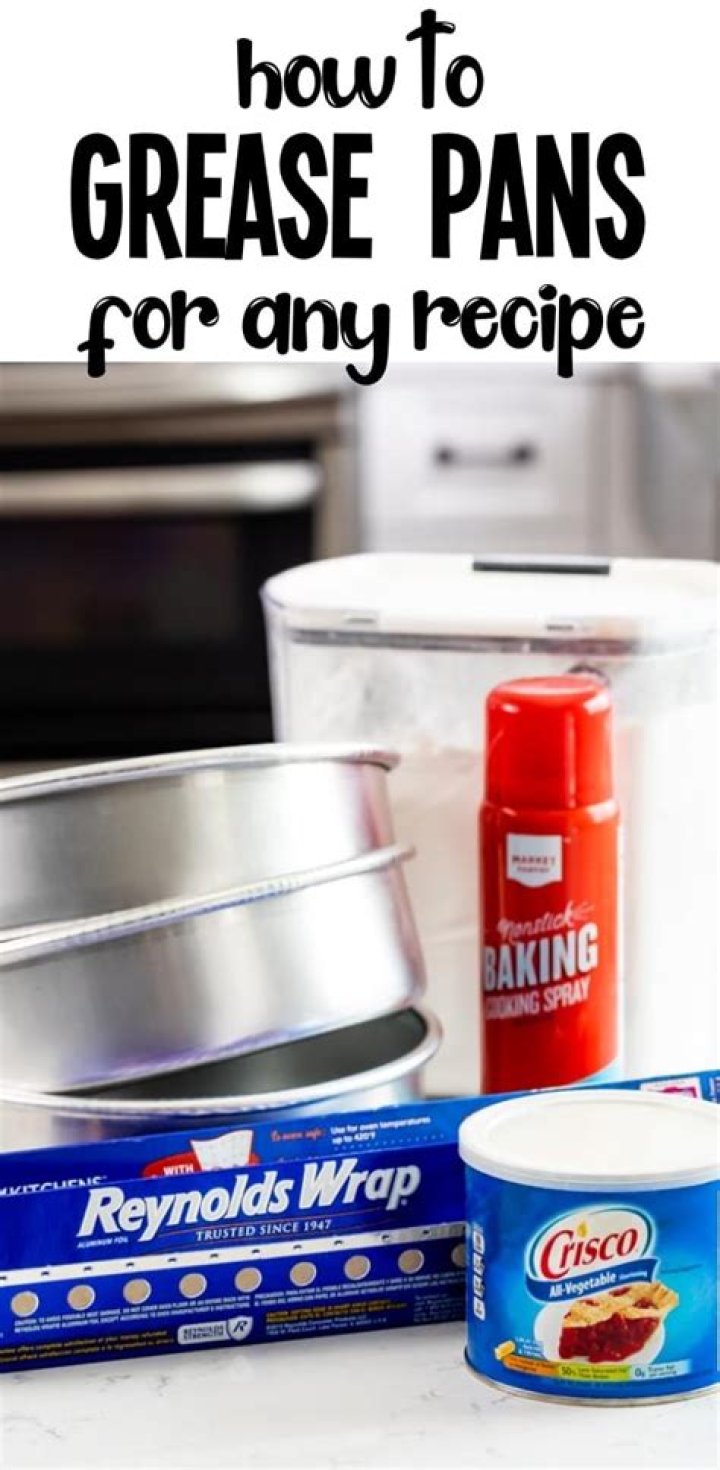 What is the best thing to use to grease a cake pan?